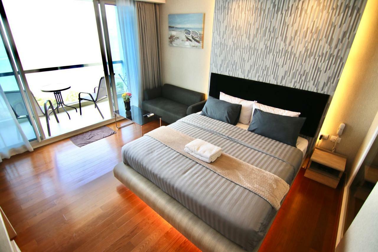 Luxurious Beachfront פאטאיה מראה חיצוני תמונה